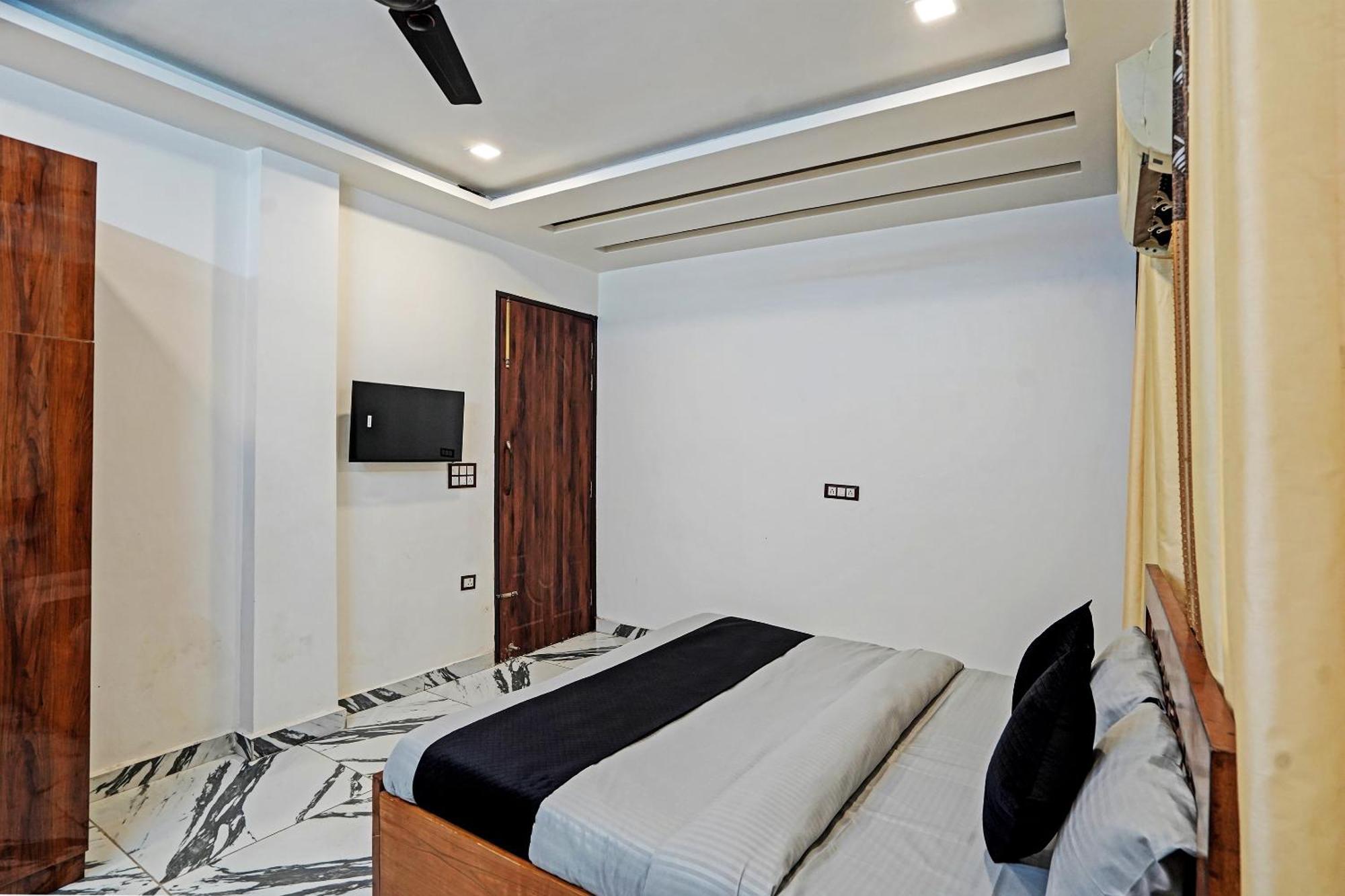 Play- Platinum Sector144 Couple Friendly Hotell Noida Eksteriør bilde