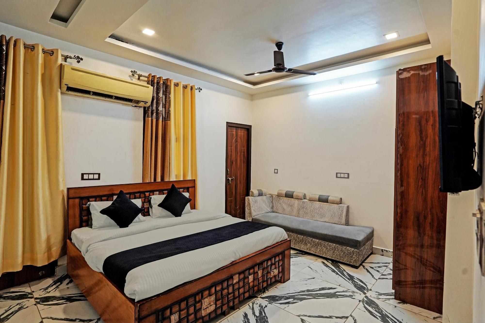 Play- Platinum Sector144 Couple Friendly Hotell Noida Eksteriør bilde